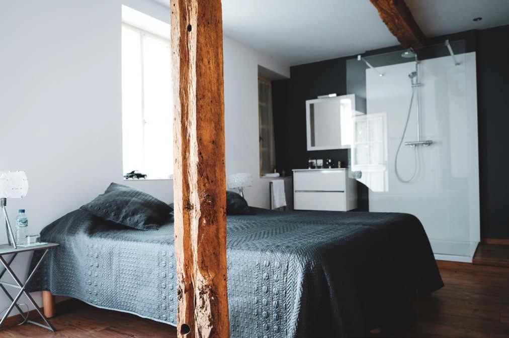 Domaine D'En Naudet Bed & Breakfast Teyssode Bagian luar foto
